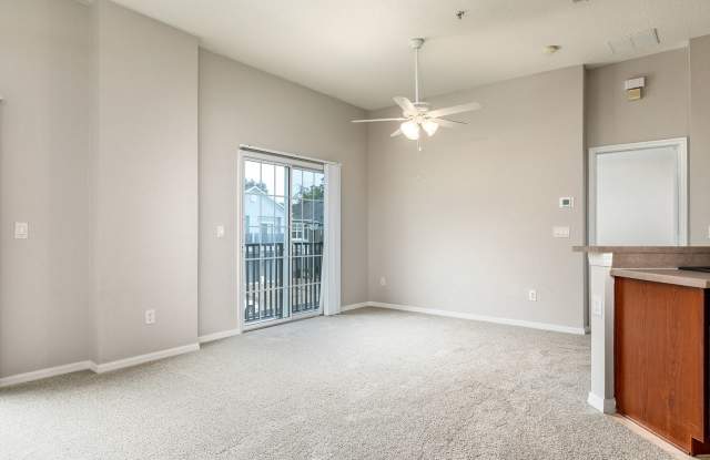 2/2 with 1 car garage Gallery 4