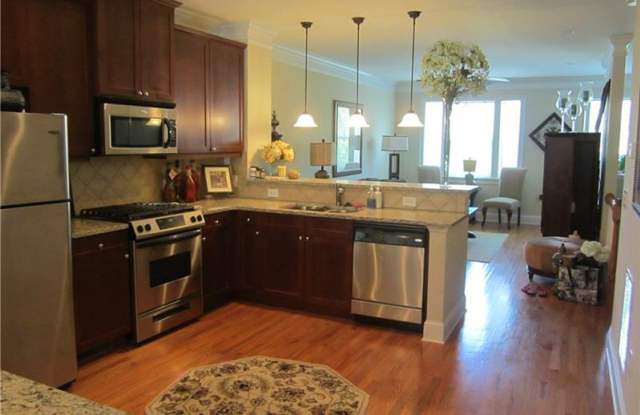 1421 Ashford Creek Circle NE Gallery 2