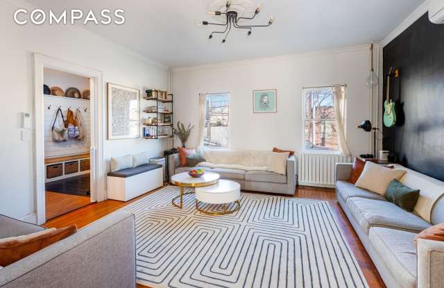214 Eagle Street photos photos