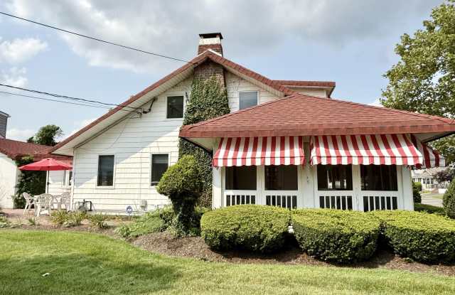 1711 Snyder Avenue photos photos