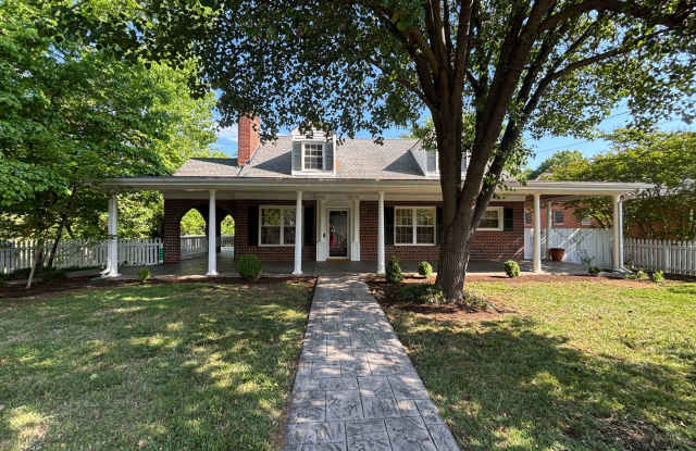 3479 Overbrook Drive – Roanoke County Character, Charm & Space Inside and Out! photos photos