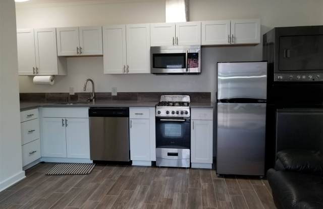 590 Glen Iris Dr NE Apt B Gallery 3