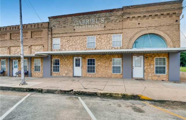 108 E Davilla St - 108 East Davilla Street, Granger, TX 76530 108 E Davilla St - 108 East Davilla Street, Granger, TX 76530