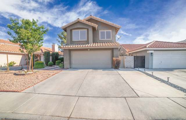4-BEDROOM 2-STORY MOVE-IN READY HOME WITH SOLAR PANELS!!! photos photos