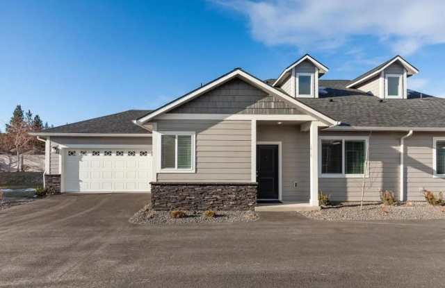 Beautiful 3-Bedroom Condo in Gated Black Bay Village – Post Falls photos photos