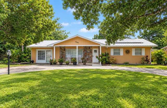 5605 WINTER GARDEN Parkway photos photos