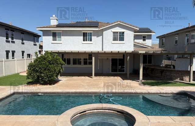 Murrieta Luxury Estate with Resort Pool, Designer Kitchen & Entertainer’s Backyard Retreat photos photos