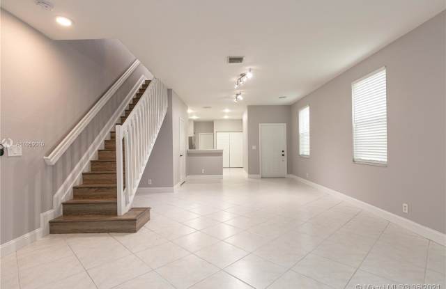 2144 Bahia Ln Gallery 3