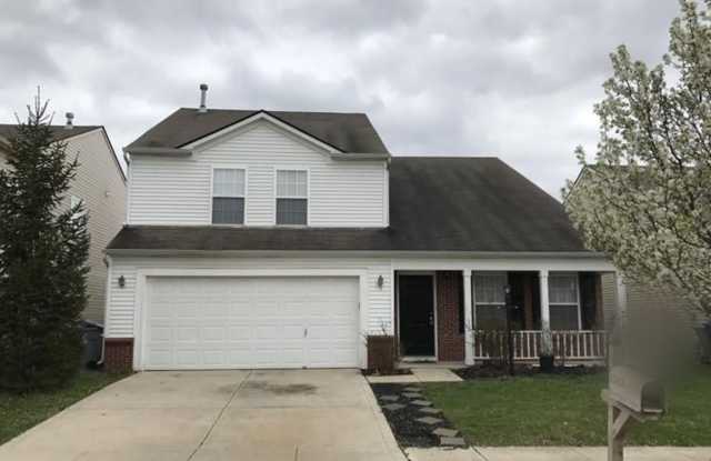 12413 Deerview Dr - 12413 Deerview Drive, Noblesville, IN 46060