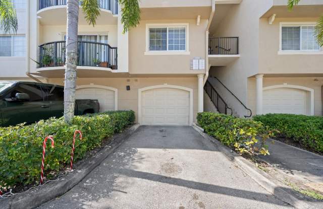 500 Crestwood Court N photos photos