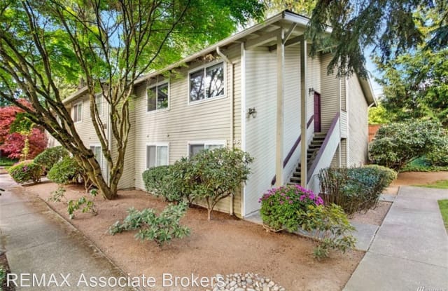 9927 NE 124th St #102 - 9927 Northeast 124th Street, Kirkland, WA 98034