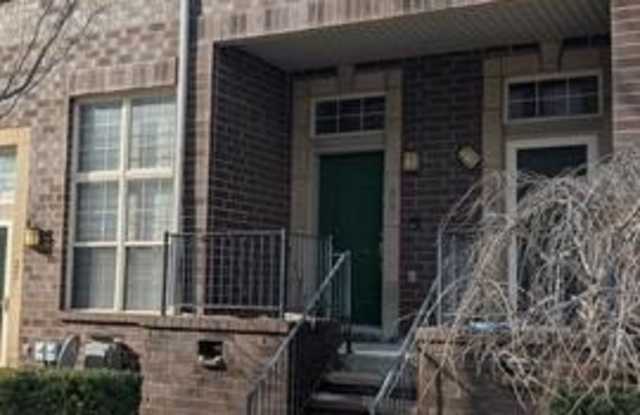 35 Georgetown - 35 Georgetown Court, Dearborn, MI 48126