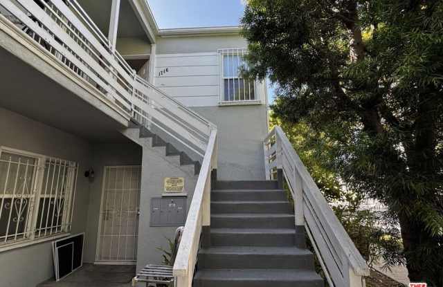 1246 Edris Dr Gallery 1