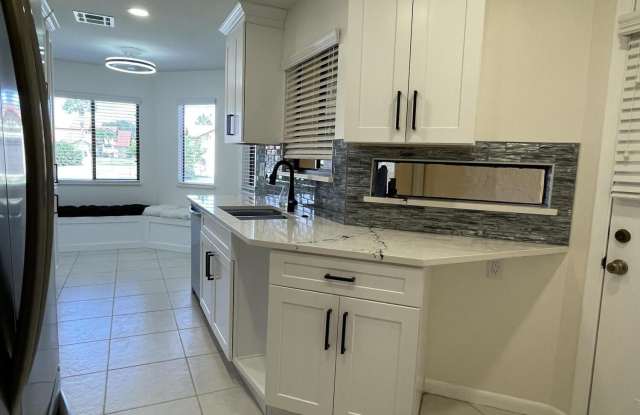 613 Manatee Drive Gallery 4