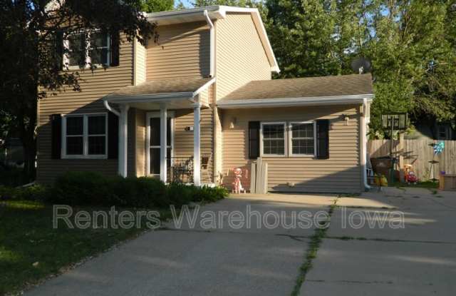 108 NE 7th Ct - 108 Northeast 7th Court, Grimes, IA 50111