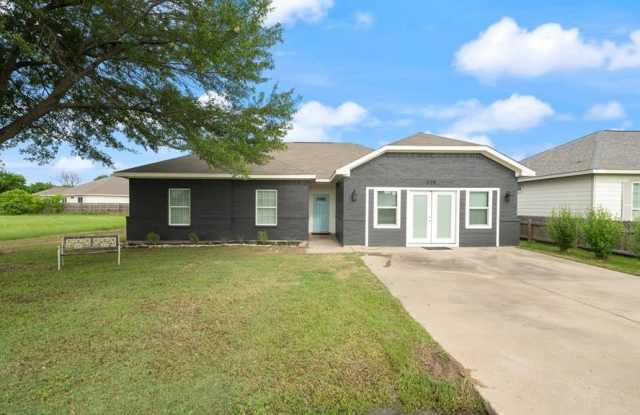 328 Schooner Rd - 328 Schooner, Gun Barrel City, TX 75156