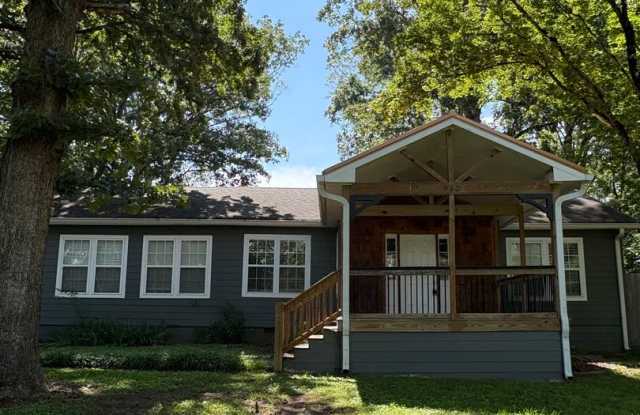 4 Bedroom 2 Bath House photos photos