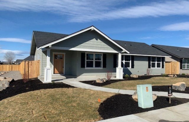 1643 NE 5th St - 1643 Northeast 5th Street, Gresham, OR 97030