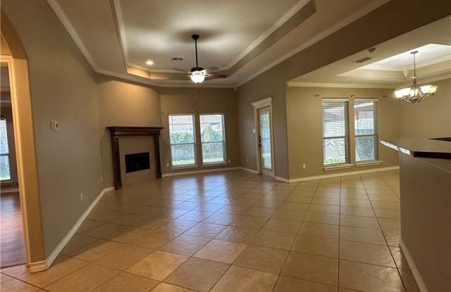 7525 Brush Creek Drive Gallery 3