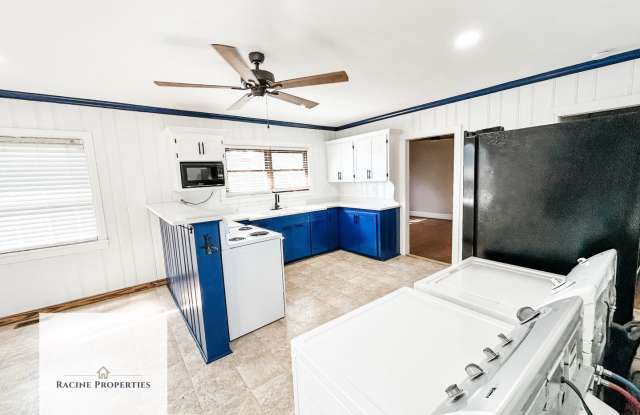 Beautiful Home Just Listed in Clinton, SC! Gallery 4