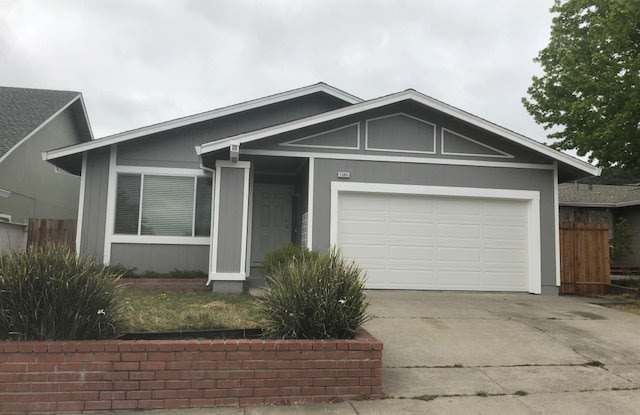 1564 Gladstone Way~Rohnert Park~3 bedrooms~2 bathrooms~Single Level - 1564 Gladstone Way, Rohnert Park, CA 94928