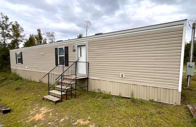 2 Bedroom 2 Bathroom Mobile Home - 2682 Wynn Road, Jackson County, FL 32448