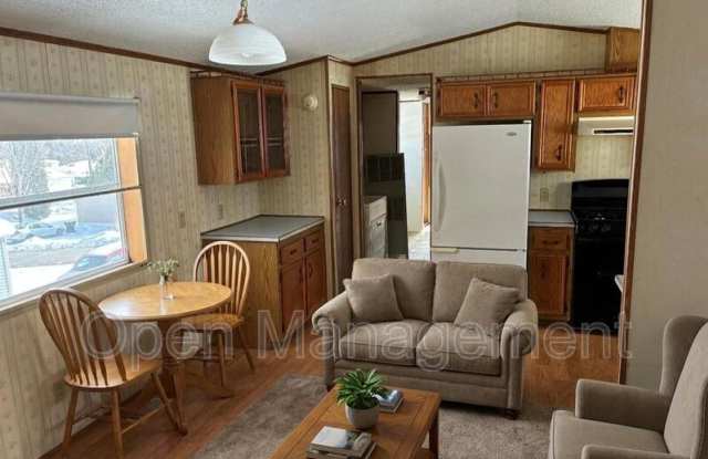 2991 Mounds Rd Box 68 - 2991 Mounds Road, Blue Mounds, WI 53517 2991 Mounds Rd Box 68 - 2991 Mounds Road, Blue Mounds, WI 53517