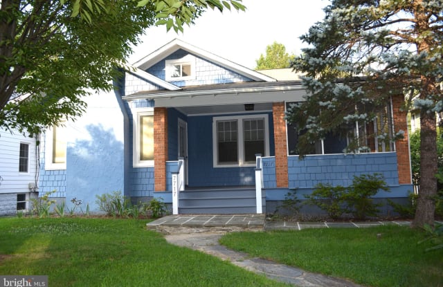 7717 GARLAND AVENUE - 7717 Garland Ave, Takoma Park, MD 20912