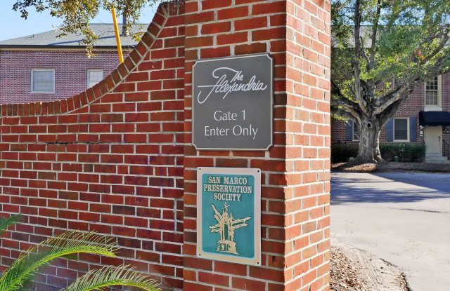 830 CEDAR ST - 830 Cedar Street, Jacksonville, FL 32207