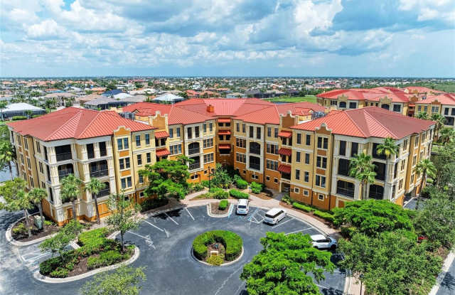 96 VIVANTE Boulevard photos photos