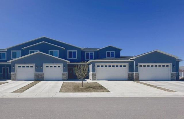 250 W 1200 S photos photos