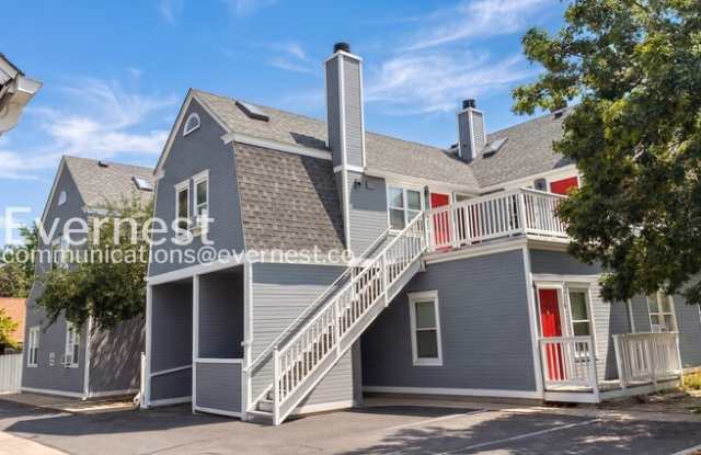 2205 Arapahoe Avenue photos photos