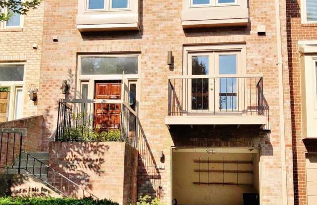 Newly Renovated 3 Level Townhome! photos photos Newly Renovated 3 Level Townhome! photos photos