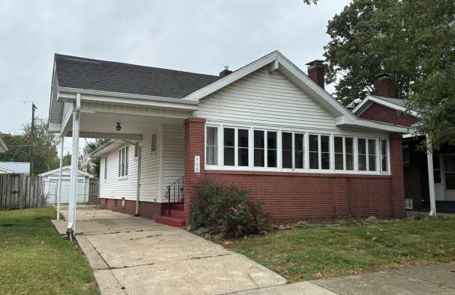 2-Bedroom Home with Central Air, Basement & Main-Level Laundry Gallery 3