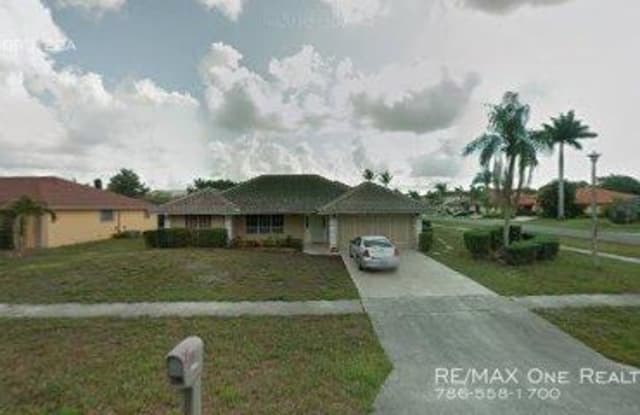 12745 Newton Pl - 12745 Newton Place, Wellington, FL 33414