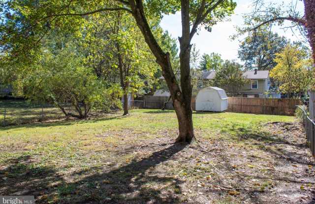 1324 CHAPELVIEW DRIVE Gallery 3