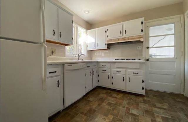 7802 GREELEY BOULEVARD Gallery 2
