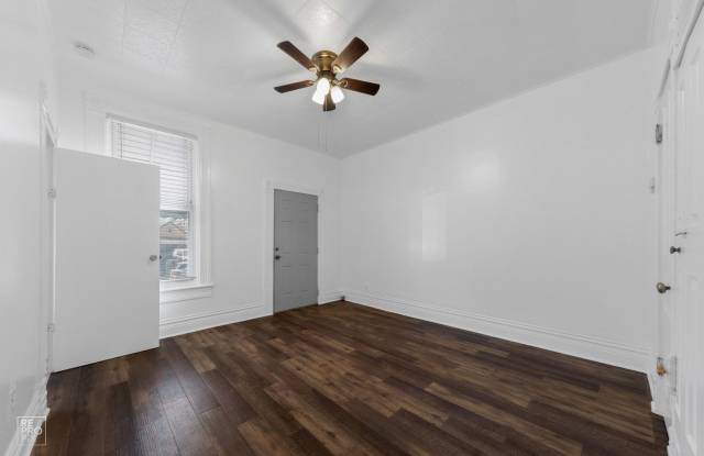 2409 S Spaulding Avenue Gallery 3