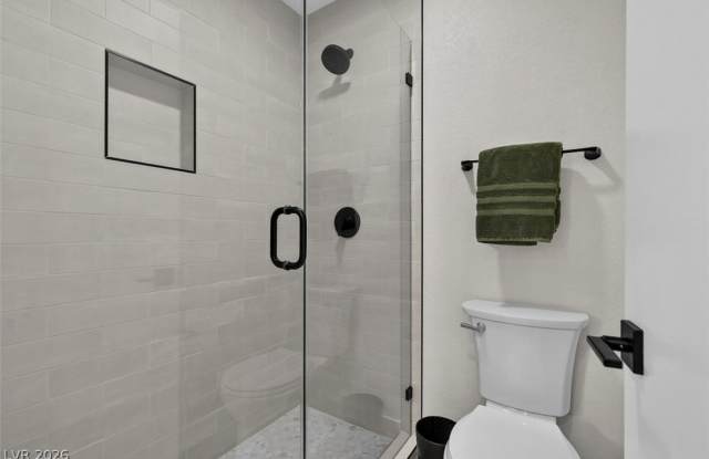 4854 Nara Vista Way Gallery 4
