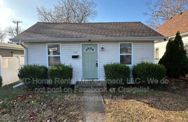 1903 W. 43rd Pl. photos photos