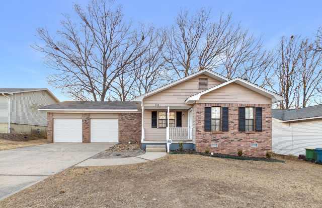 602 Timber Hill Dr photos photos