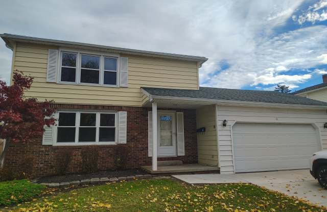 61 S Ellington Ave - 61 South Ellington Avenue, Depew, NY 14043