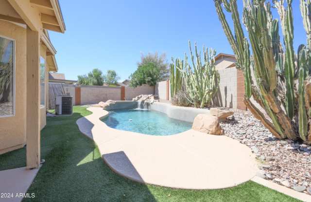 8834 E DALLAS Street - 8834 East Dallas Street, Mesa, AZ 85207
