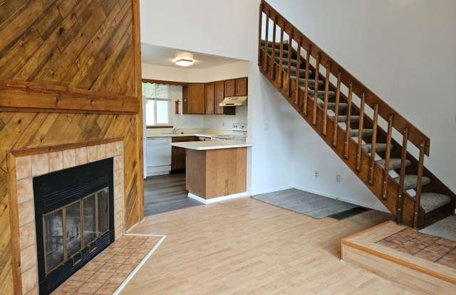 Adorable Loft Style One Bedroom Condo Steps from Buckley AFB photos photos
