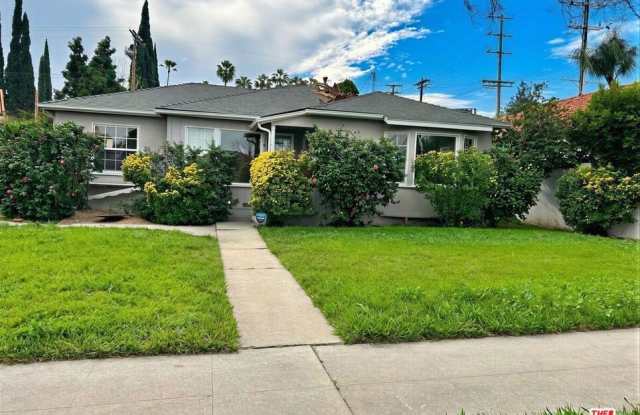 16852 Mccormick St photos photos