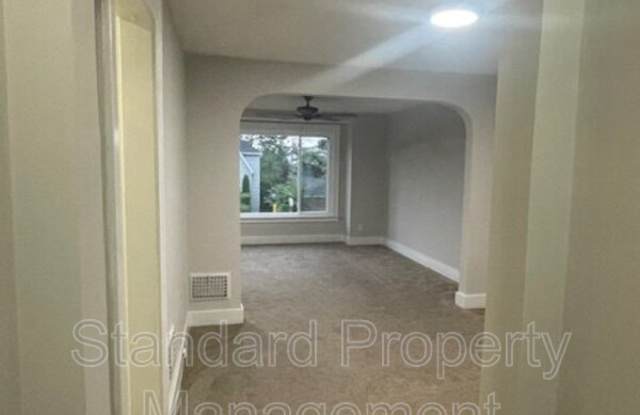 193 Shepard Avenue Gallery 2
