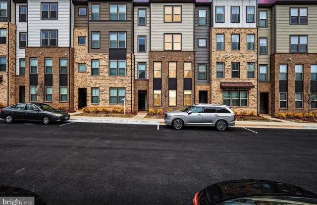 45956 SWALLOW Terrace photos photos