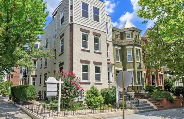 161 RANDOLPH Place NW unit: 2 photos photos