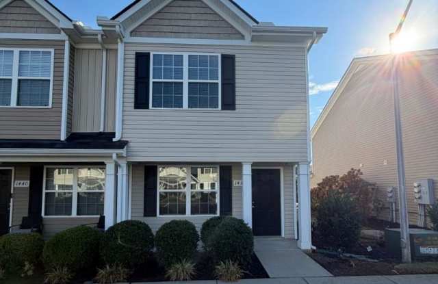 1438 Orange Ct. Gallery 1