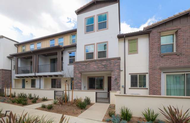 Brand New 3-Story Townhome in Melrose Heights! photos photos Brand New 3-Story Townhome in Melrose Heights! photos photos